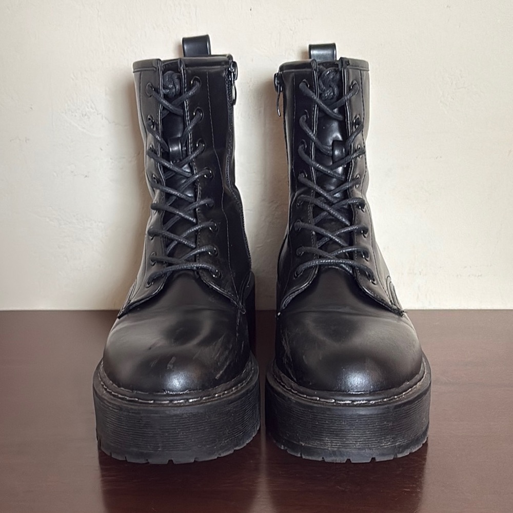 Steve Madden Bettyy Platform Boots, Black